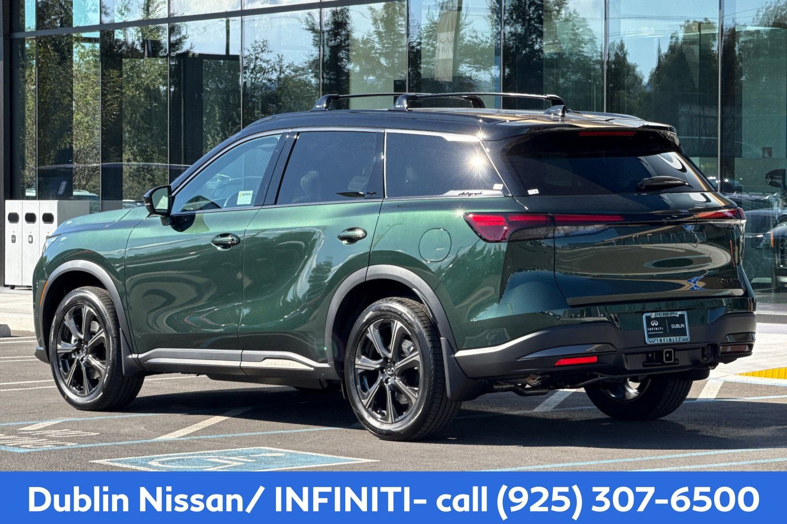 New 2026 INFINITI QX60 Autograph w/ Dark Cargo Package AWD/4WD image 3