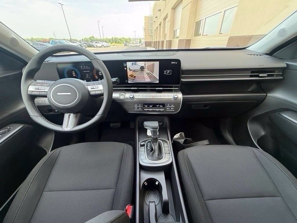 Certified 2025 Hyundai Kona SEL FWD image 27