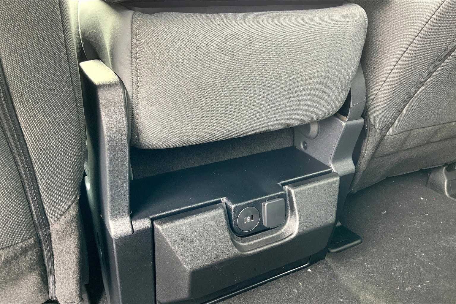 New 2026 Ford F250 XLT w/ FX4 Off-Road Package image 18