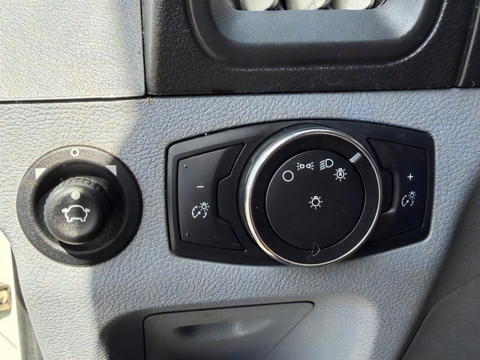 Used 2017 Ford Transit 350 XLT RWD image 20