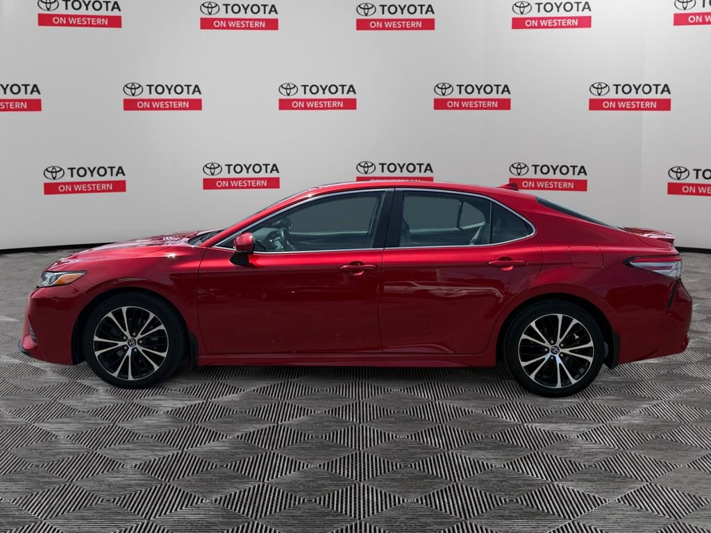 Used 2019 Toyota Camry SE FWD image 8
