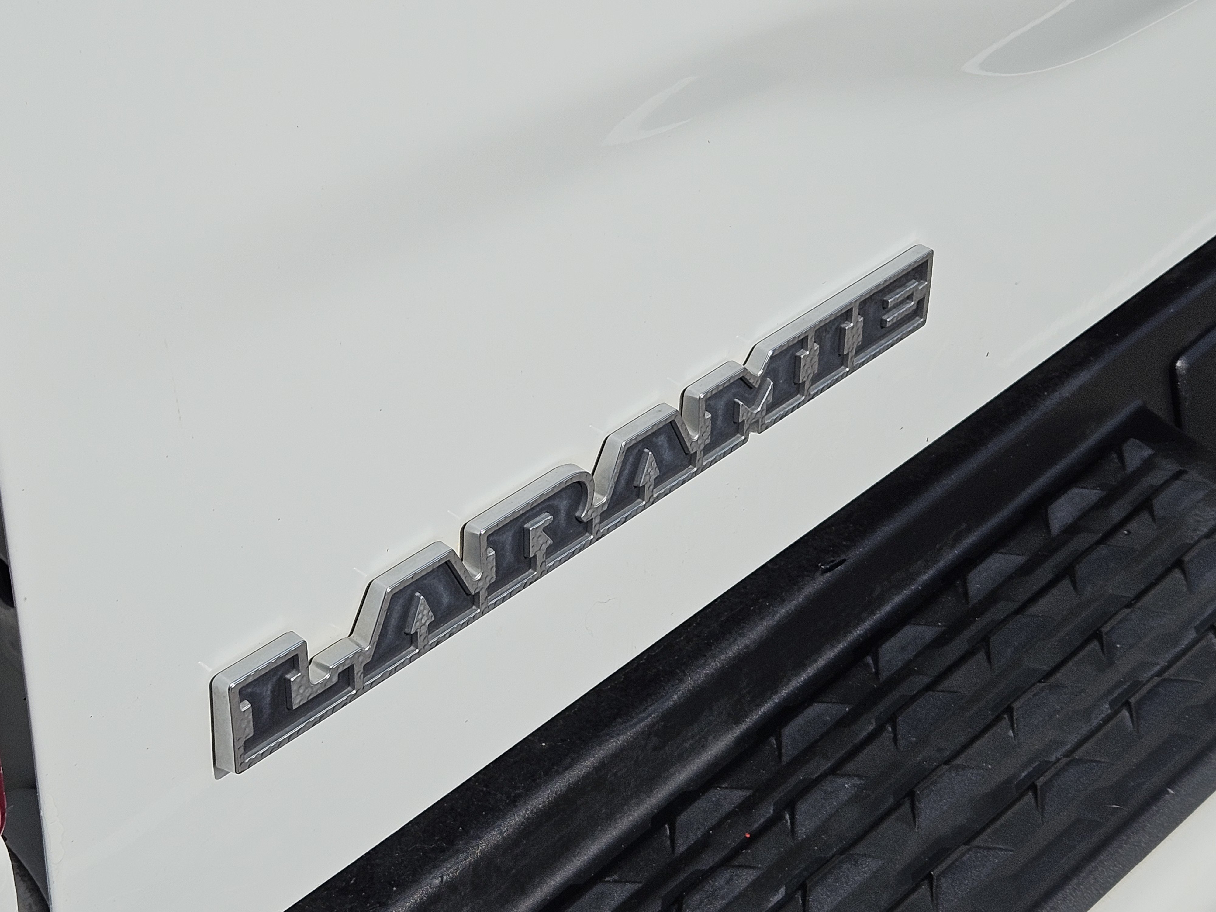 Used 2023 RAM 2500 Laramie AWD/4WD image 12