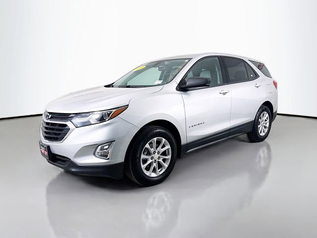 Used 2019 Chevrolet Equinox LS w/ LS Convenience Package image 3