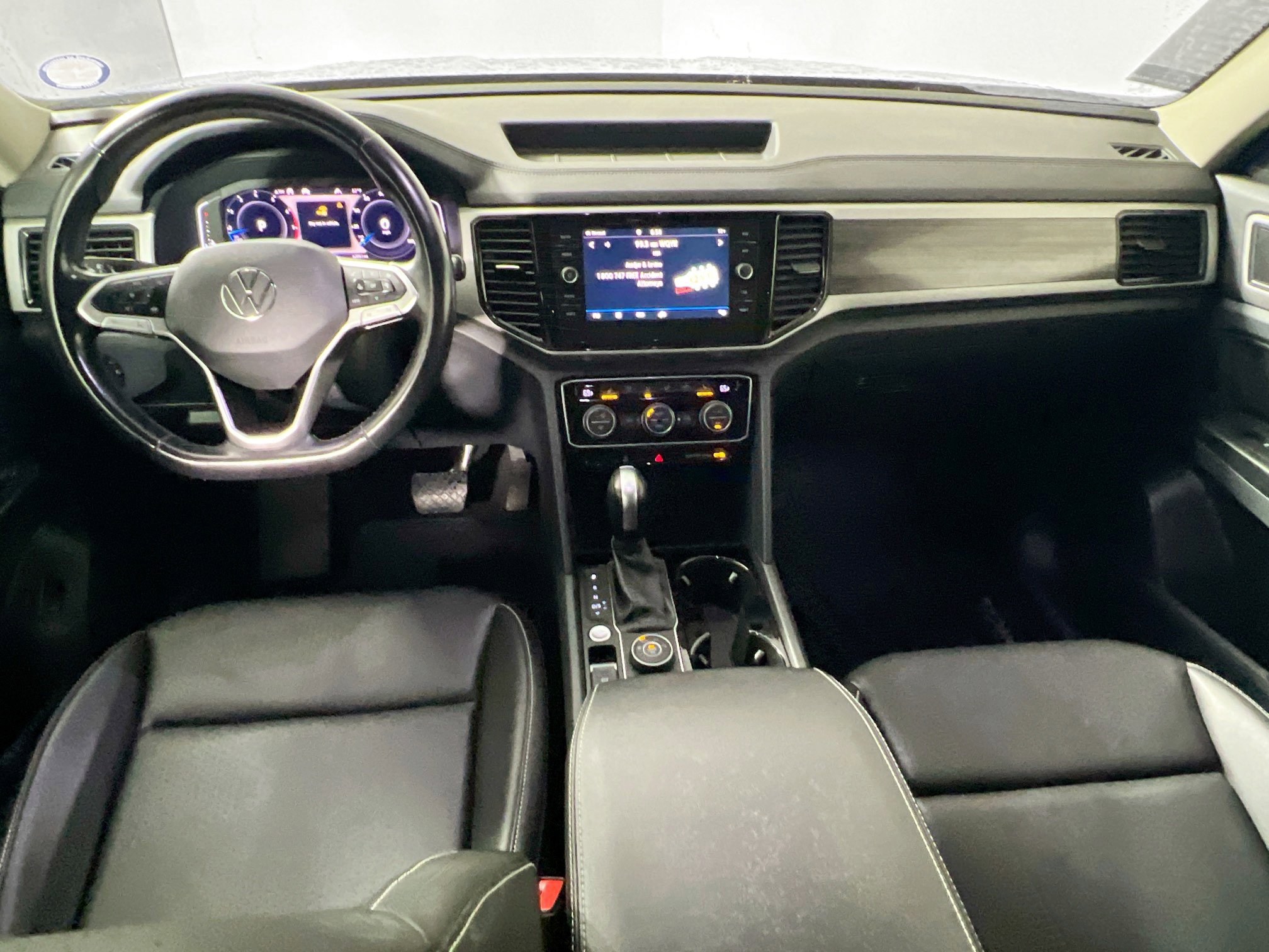 Used 2021 Volkswagen Atlas SEL image 30
