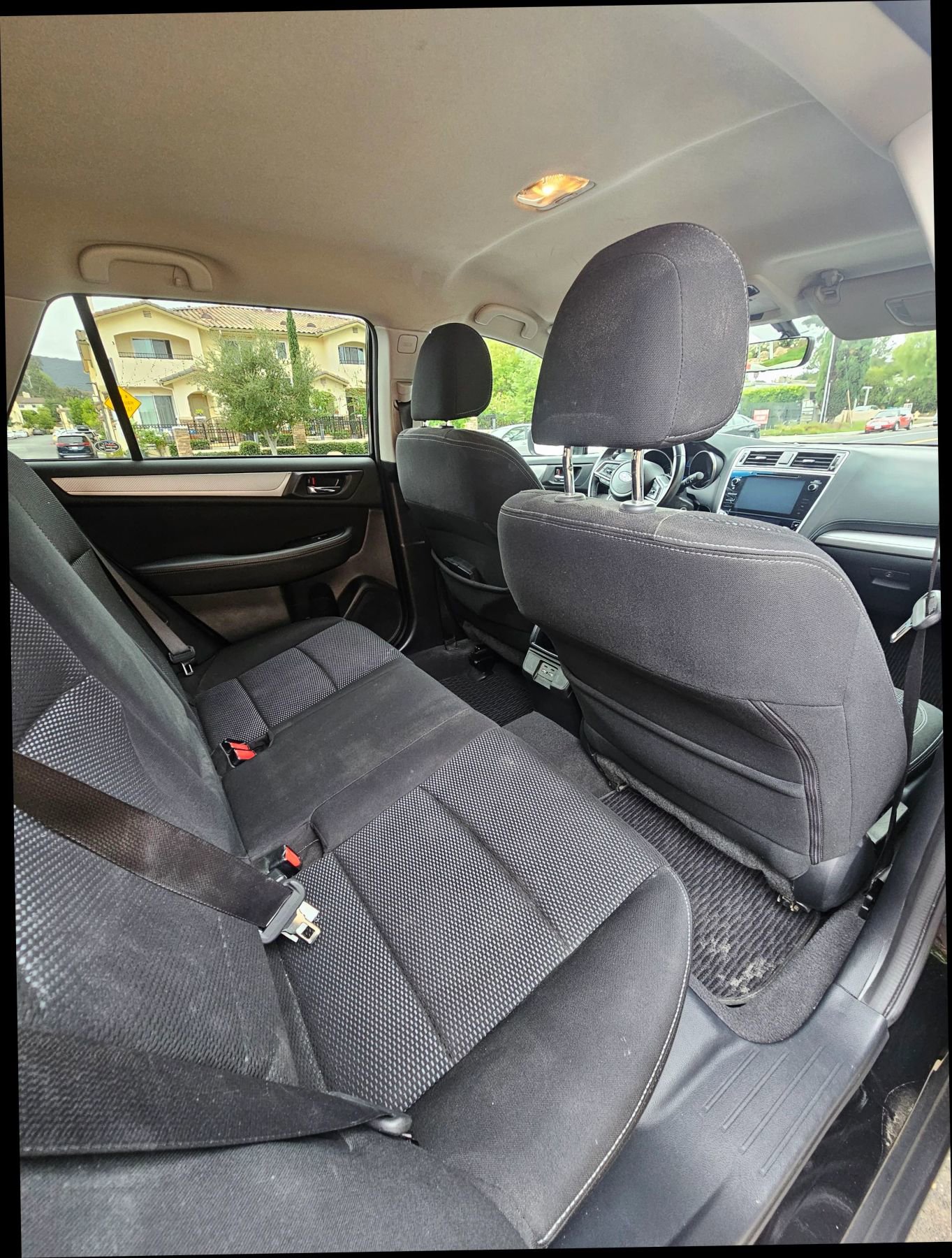 Used 2019 Subaru Outback 2.5i Premium image 19