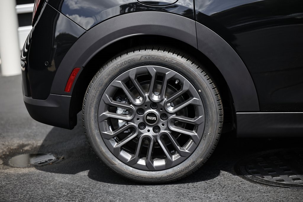 New 2025 MINI Cooper S image 6