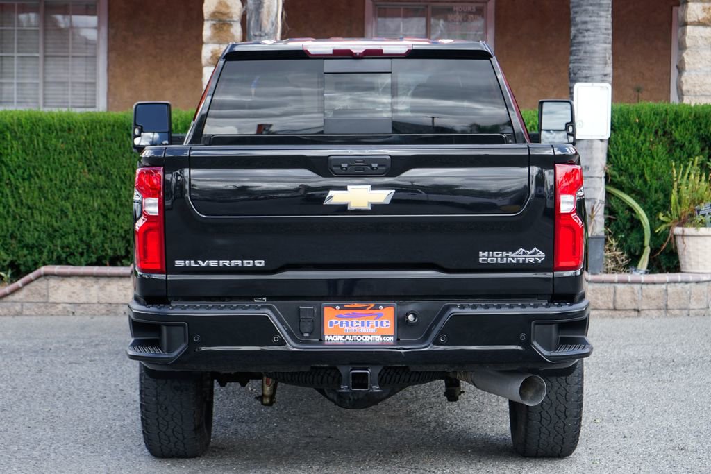 Used 2023 Chevrolet Silverado 2500 High Country AWD/4WD image 7