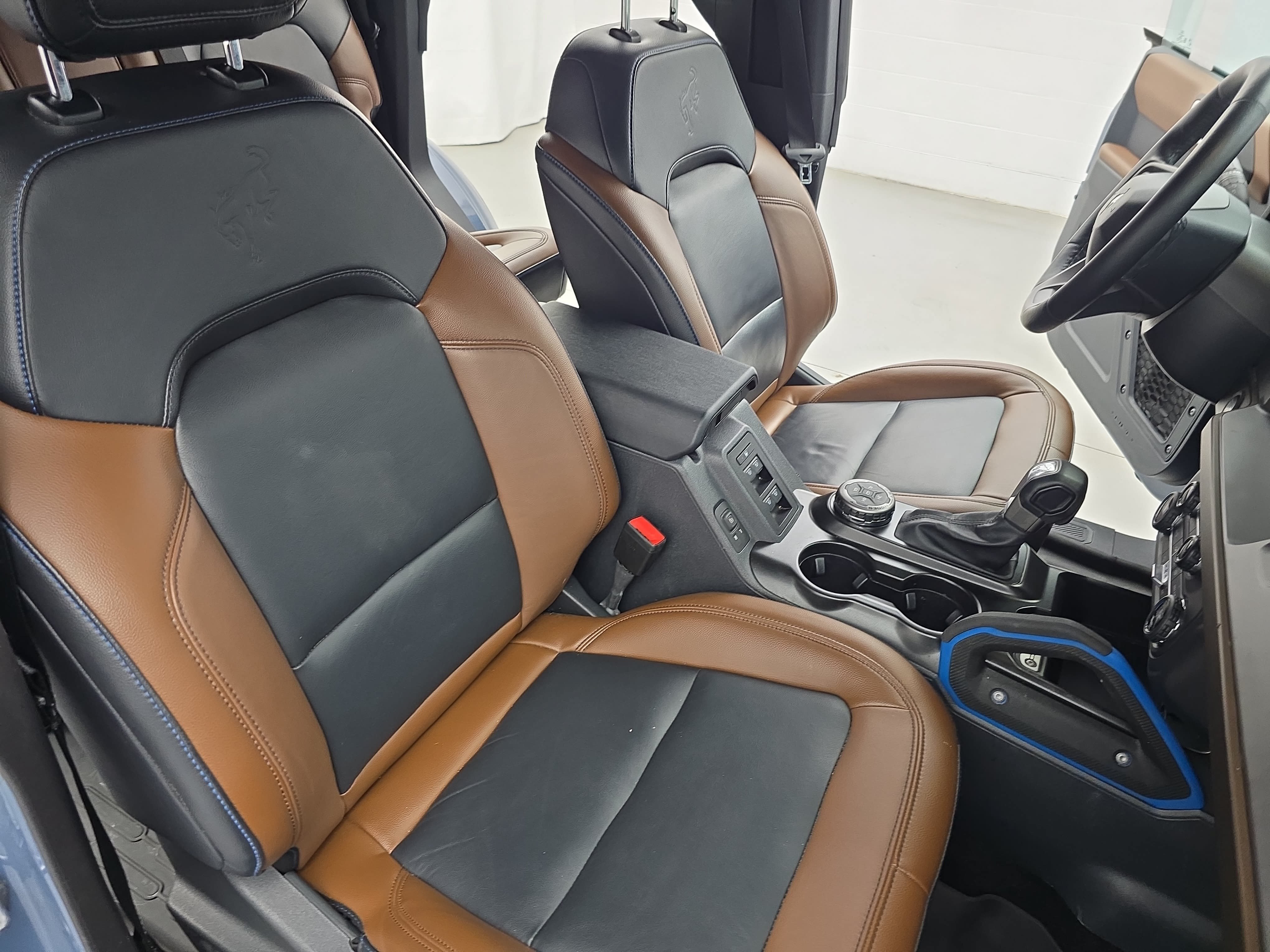 Used 2023 Ford Bronco Outer Banks AWD/4WD image 12
