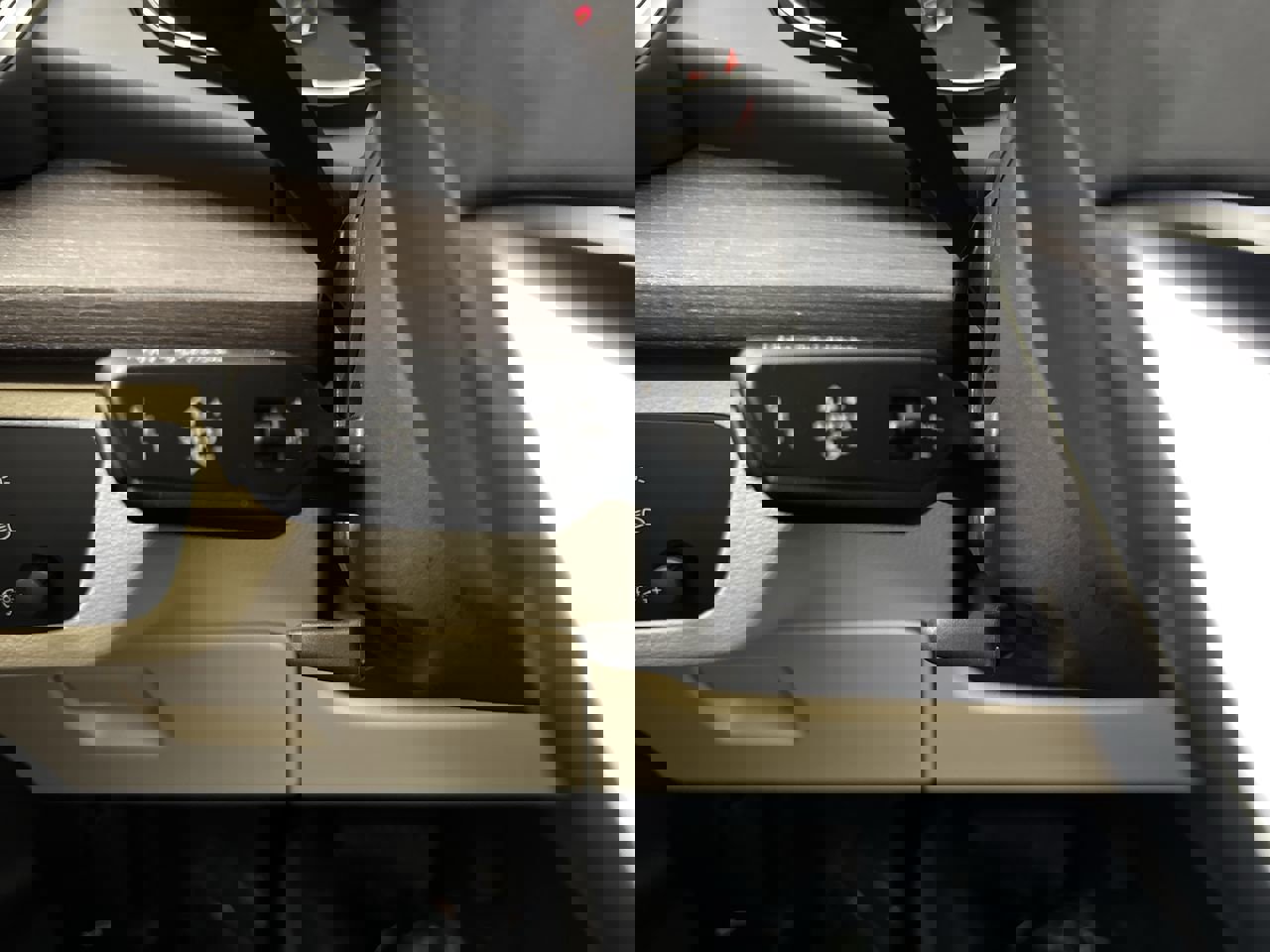 Used 2023 Audi Q5 2.0T Premium w/ Convenience Package image 15