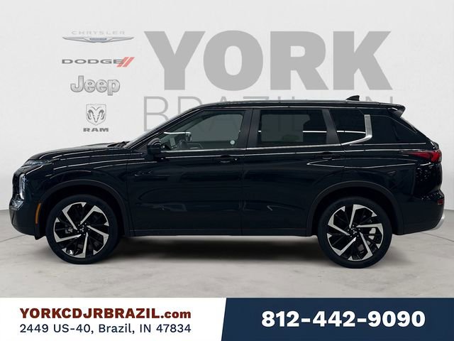 Used 2024 Mitsubishi Outlander SE Black Edition image 2
