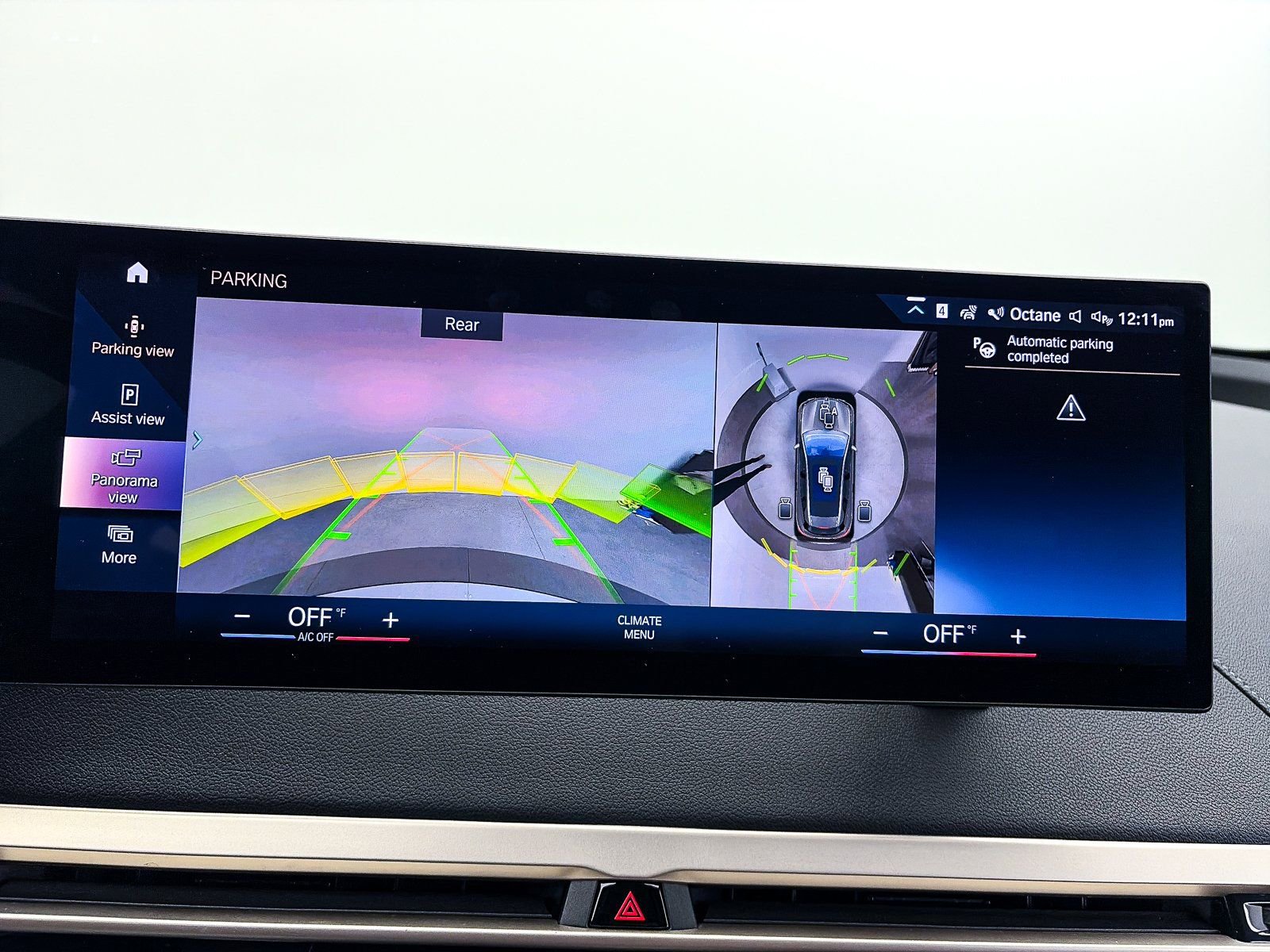 Used 2023 BMW iX xDrive50 w/ Sport Package image 10