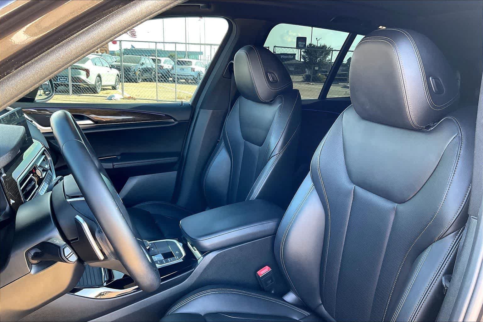 Used 2022 BMW X3 sDrive30i w/ Convenience Package RWD image 11