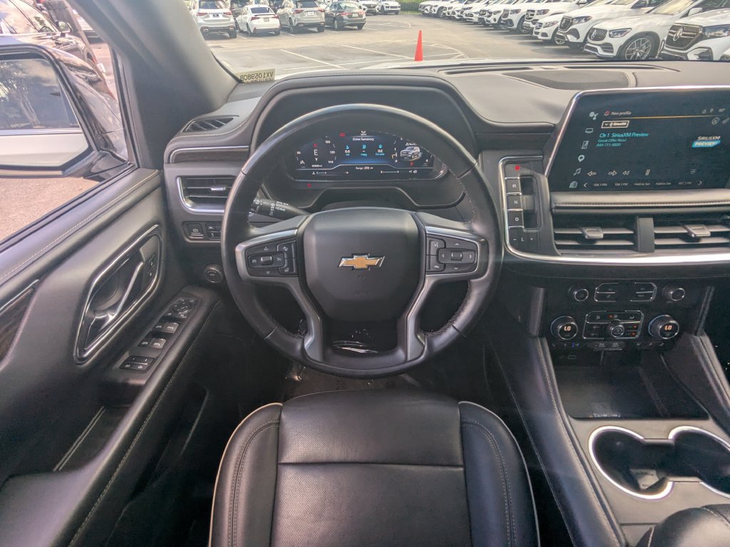 Used 2023 Chevrolet Suburban Premier RWD image 3