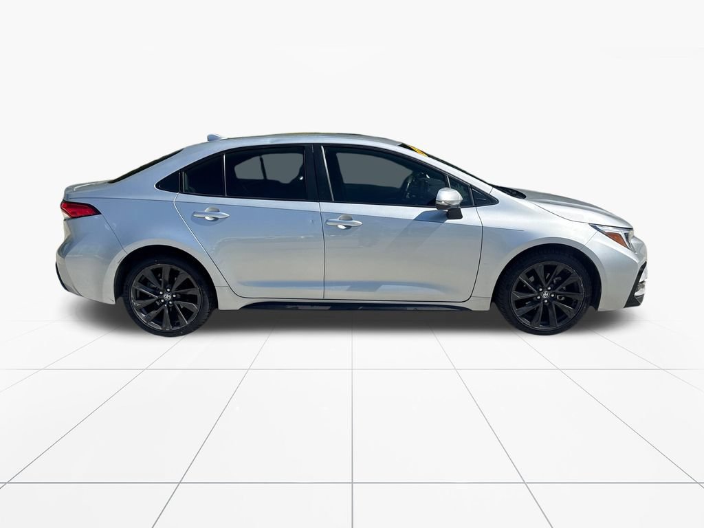 Used 2024 Toyota Corolla SE FWD image 9