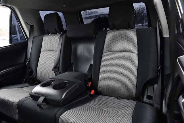 Used 2016 Toyota 4Runner SR5 image 18