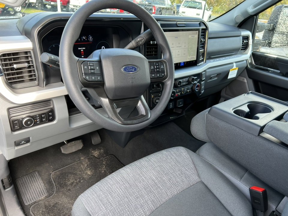 New 2026 Ford F250 4x4 Crew Cab Super Duty image 18