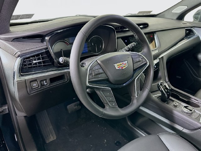 New 2025 Cadillac XT5 Premium Luxury AWD/4WD image 7