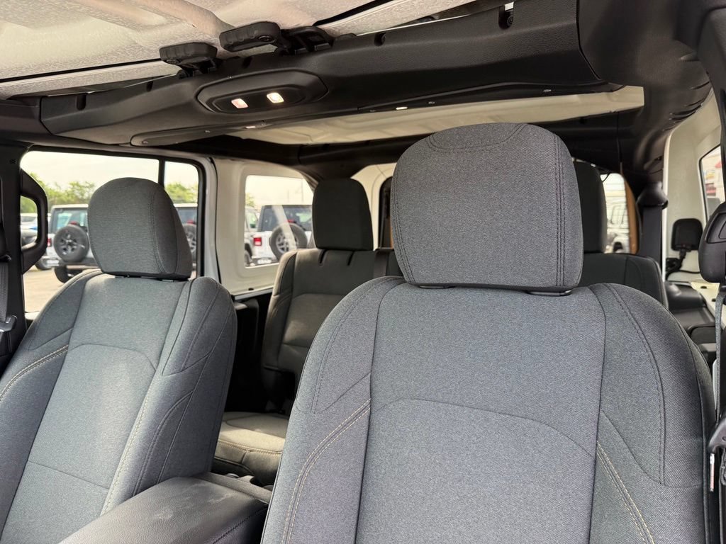 Used 2024 Jeep Wrangler Sport AWD/4WD image 24