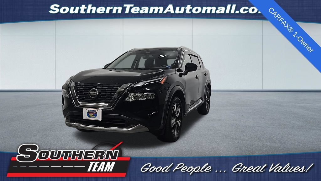 Used 2021 Nissan Rogue Platinum FWD image 1