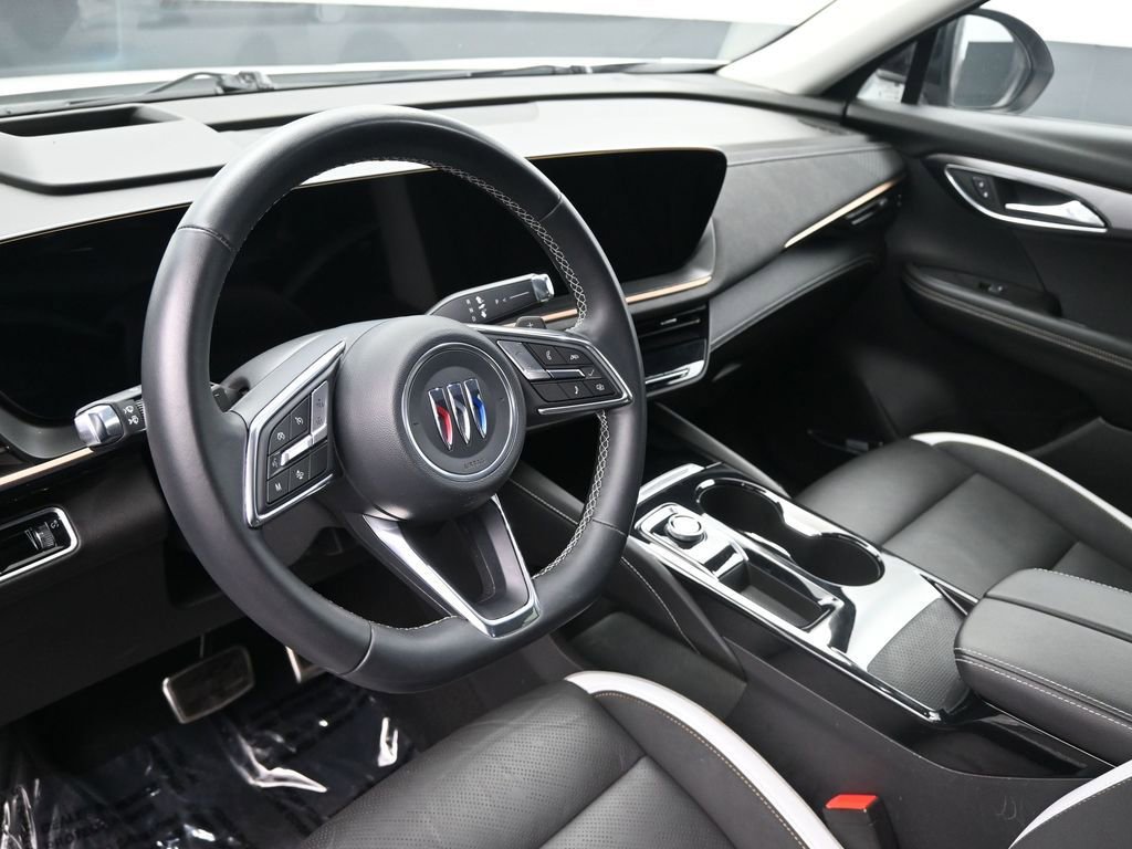 Used 2024 Buick Envision Sport Touring image 20