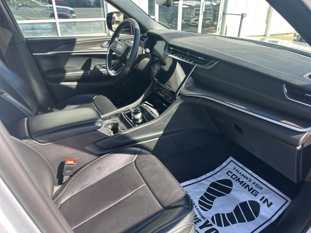 Used 2024 Jeep Grand Cherokee L Limited w/ Luxury Tech Group II image 26