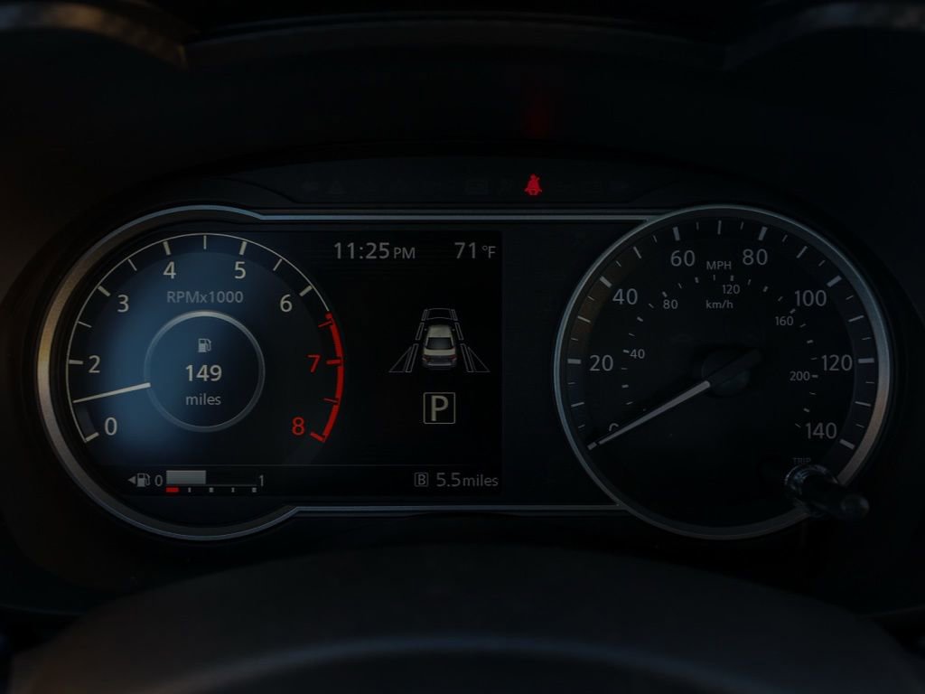 New 2025 Nissan Versa SV w/ Trunk Package image 33