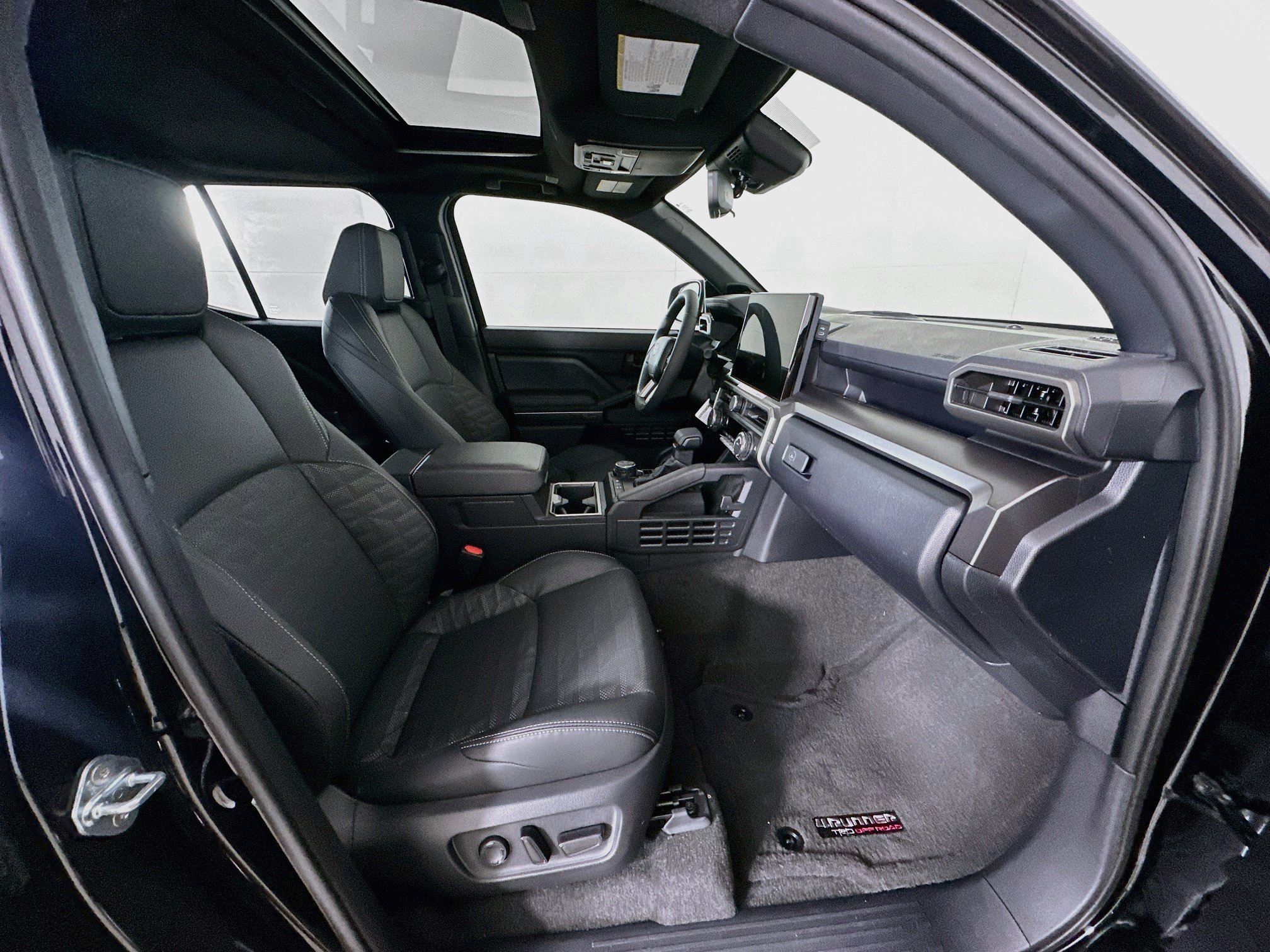 Used 2026 Toyota 4Runner TRD Off-Road Premium w/ Tow Technology Package AWD/4WD image 32
