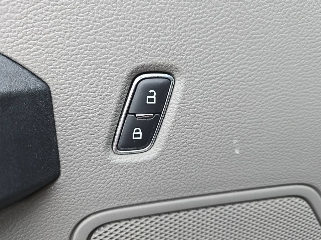 Used 2019 Ford F350 XL w/ XL Value Package AWD/4WD image 6
