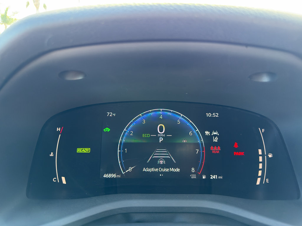 Used 2025 Toyota Camry Hybrid FWD image 12