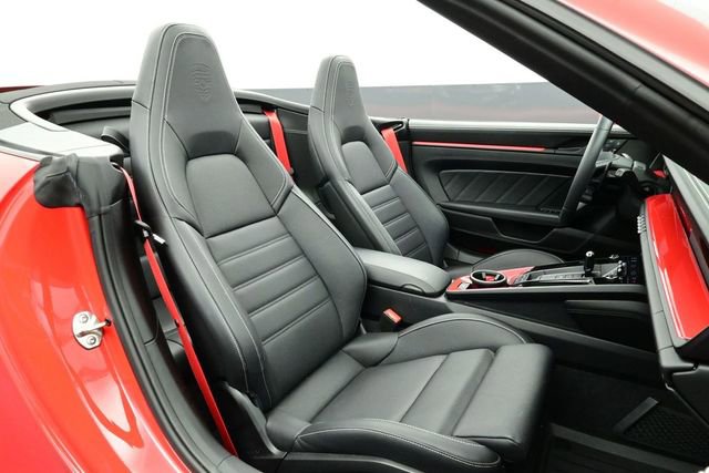 Certified 2025 Porsche 911 Carrera RWD image 14