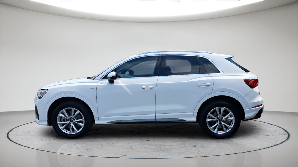 Used 2025 Audi Q3 2.0T Premium AWD/4WD image 8