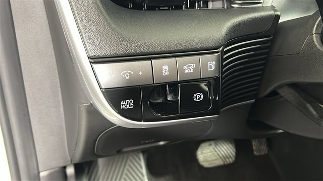 Certified 2025 Hyundai Ioniq 5 SEL AWD/4WD image 19