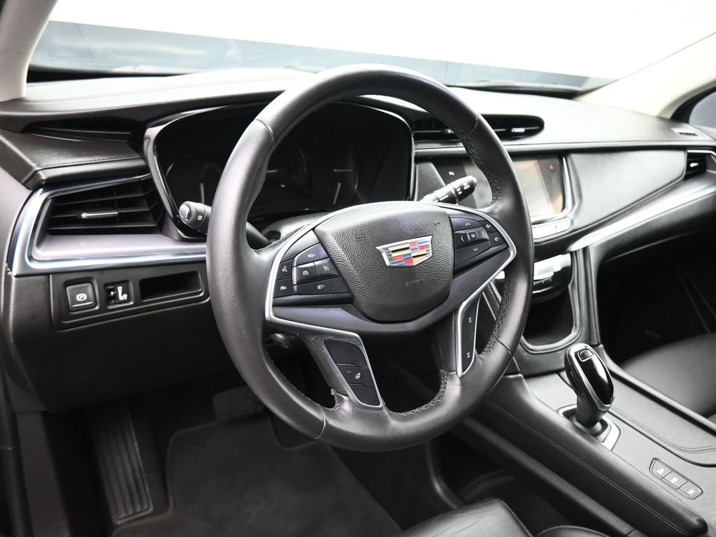 Used 2017 Cadillac XT5 Luxury w/ LPO, Wheel Lock Package image 15