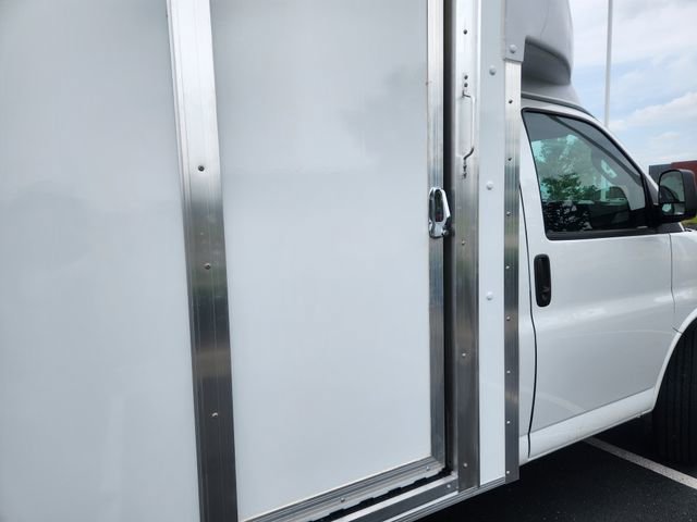 New 2024 Chevrolet Express 3500 w/ Power Convenience Package image 25