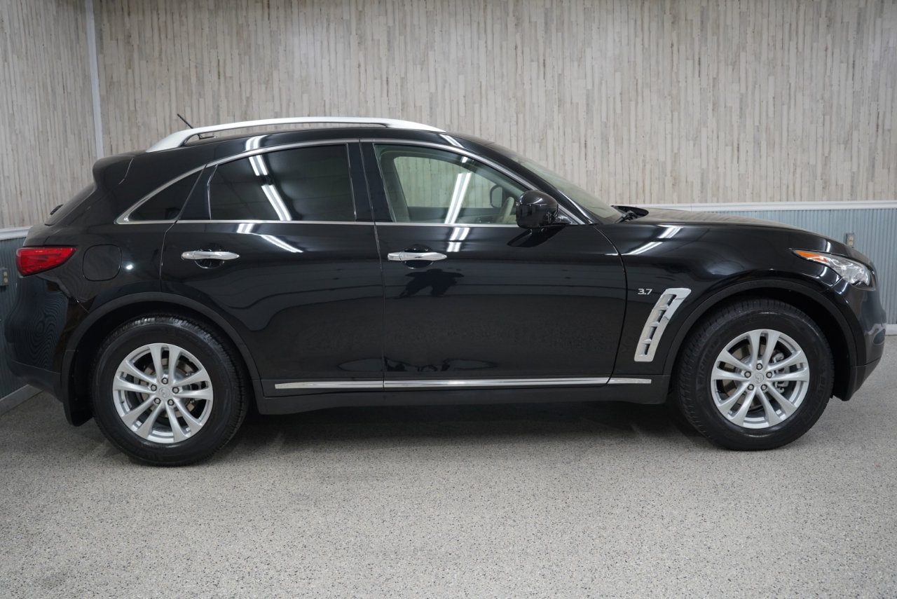 Used 2016 INFINITI QX70 AWD w/ Premium Package image 6