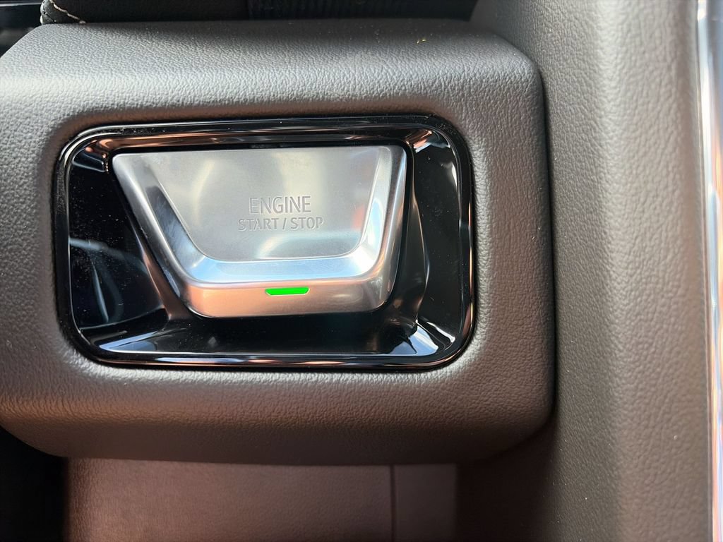 New 2026 GMC Yukon XL Elevation w/ Elevation Premium Package RWD image 21