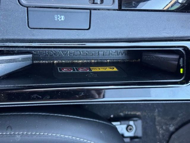 Used 2025 Toyota Prius XLE image 26