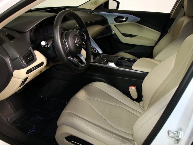 Certified 2025 Acura TLX w/ Technology Package image 12
