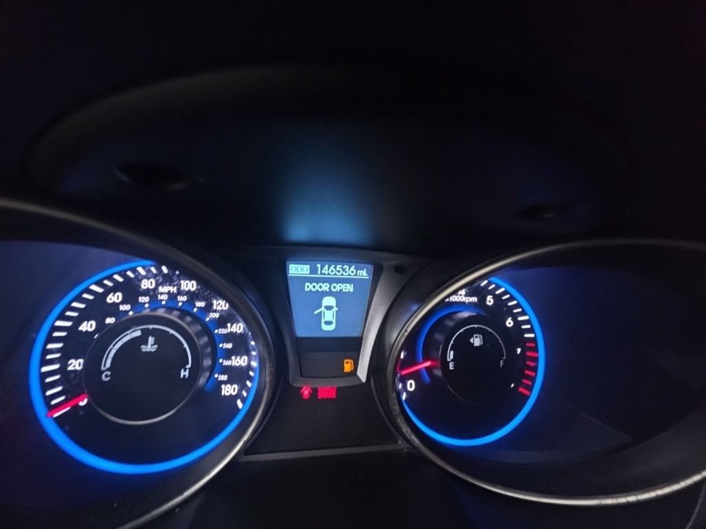 Used 2016 Hyundai Genesis Coupe 3.8 RWD image 15