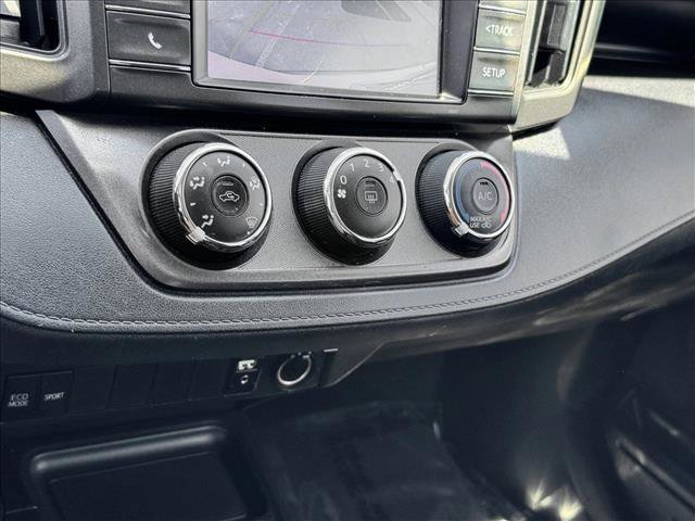 Used 2014 Toyota RAV4 LE FWD image 15