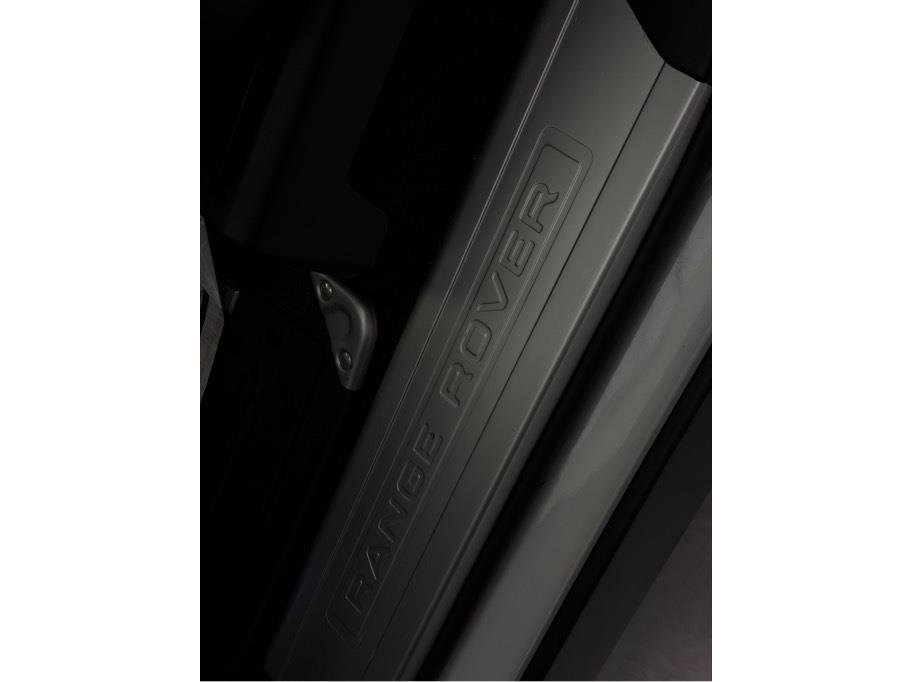 Used 2019 Land Rover Range Rover HSE image 13