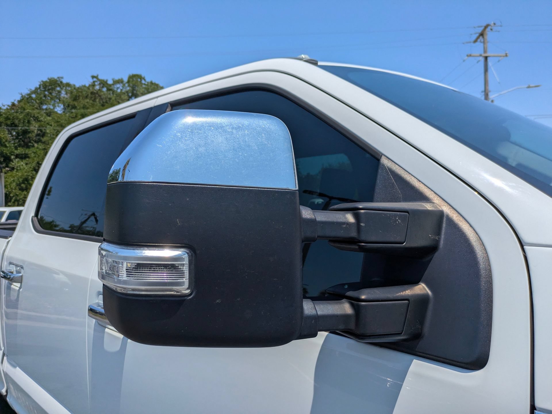 Certified 2020 Ford F250 XLT w/ XLT Premium Package AWD/4WD image 16