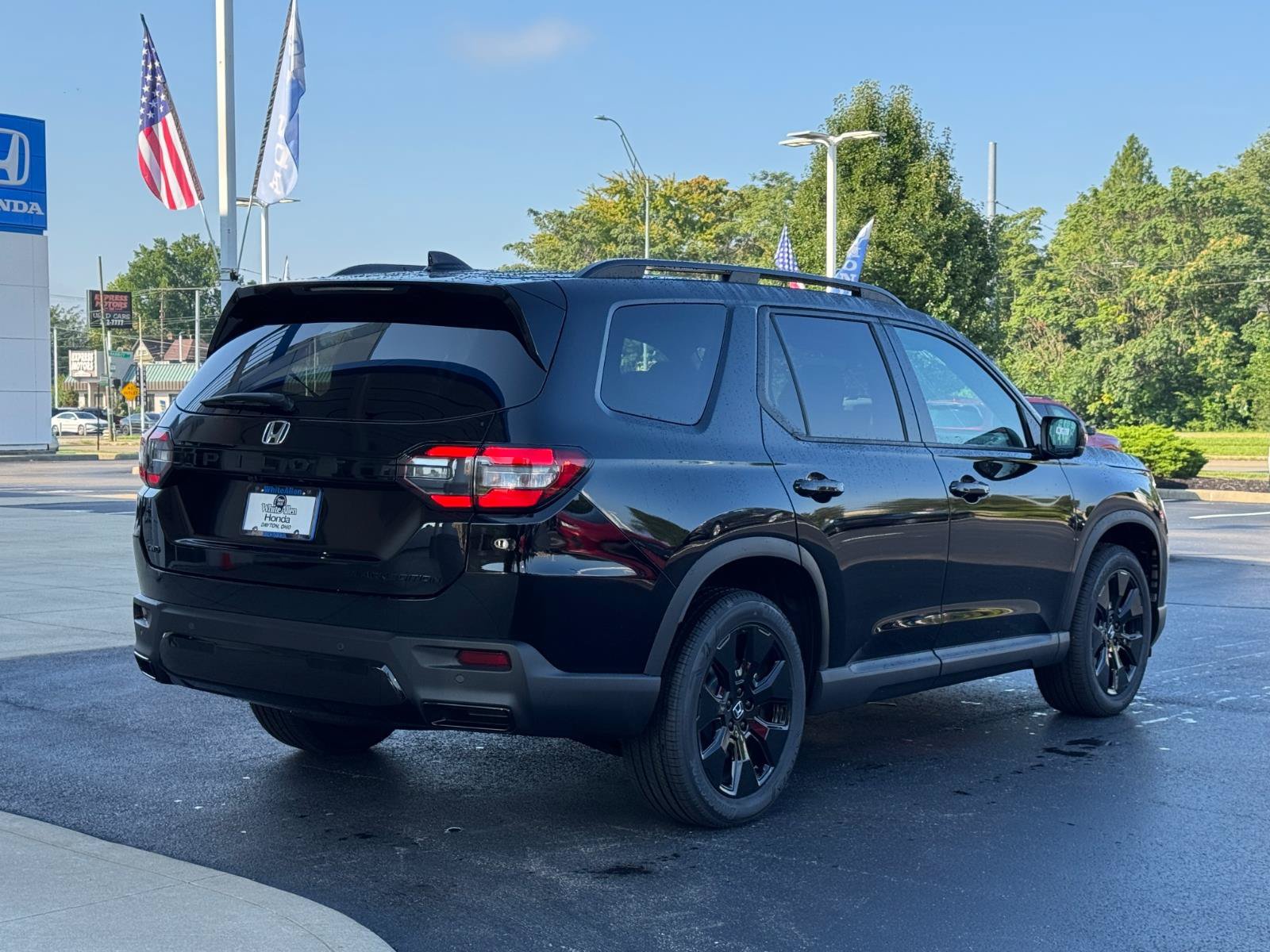 New 2026 Honda Pilot Black Edition image 3
