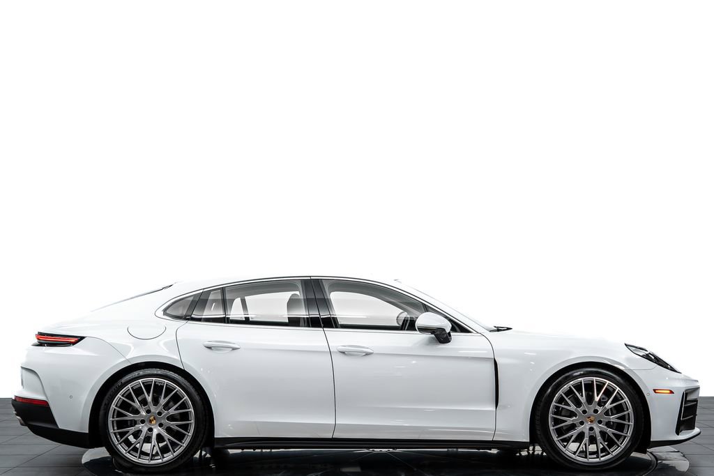 Used 2024 Porsche Panamera 4 image 6