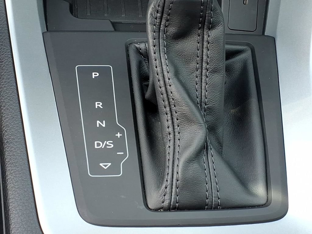 Used 2023 Audi Q3 2.0T Premium Plus AWD/4WD image 19