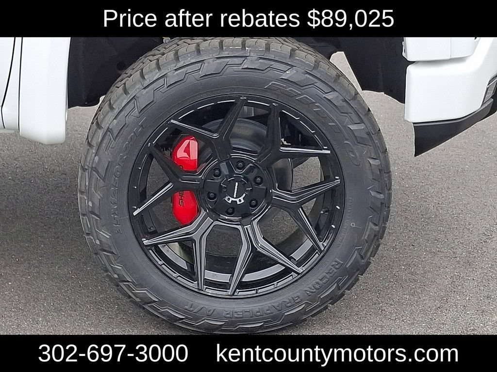 New 2026 GMC Sierra 1500 AT4 w/ Technology Package AWD/4WD image 9