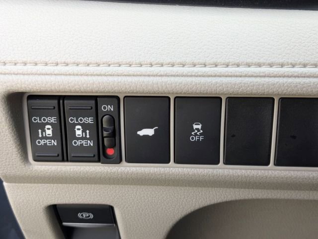 Certified 2026 Honda Odyssey EX-L image 25