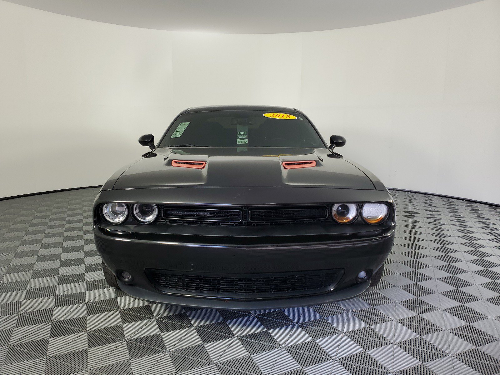 Used 2018 Dodge Challenger SXT w/ Blacktop Package RWD image 2