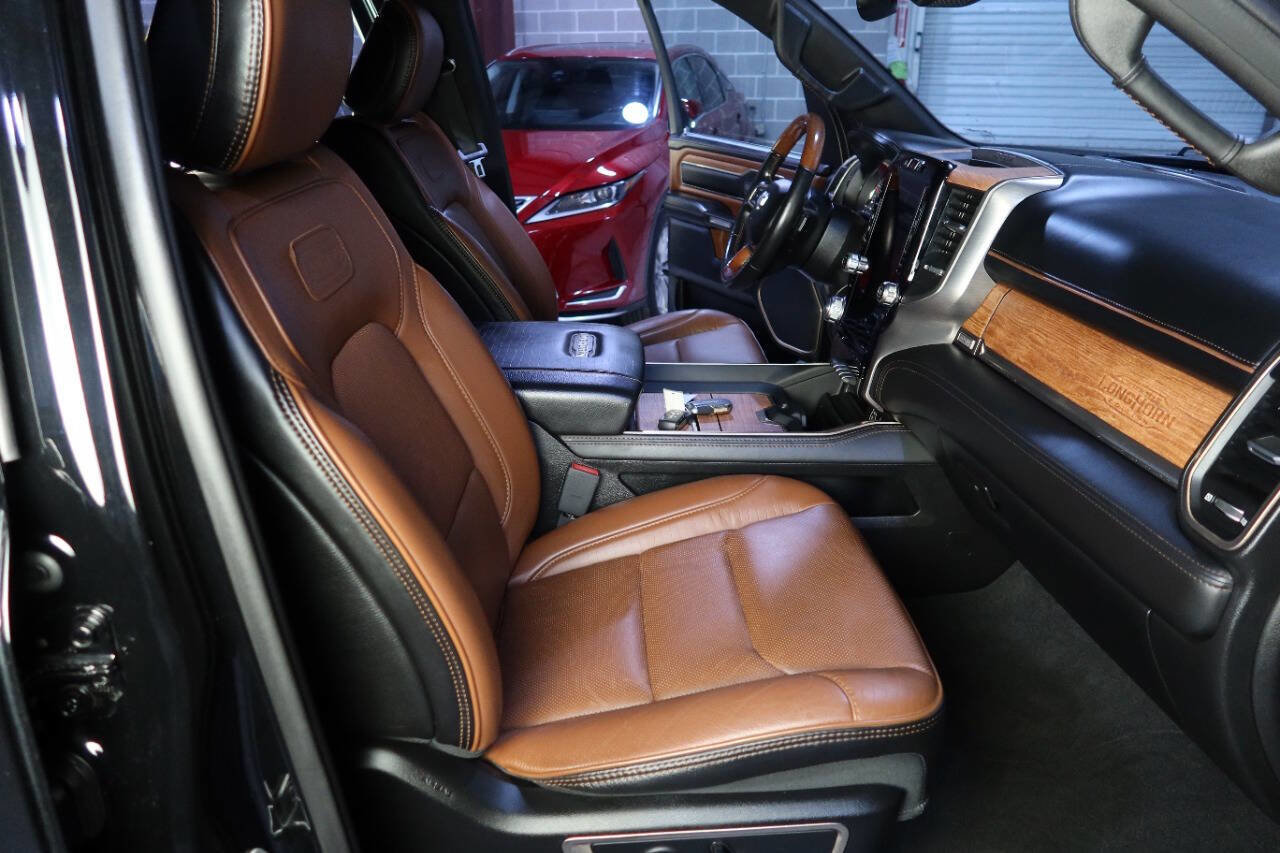 Used 2020 RAM 1500 Limited image 13