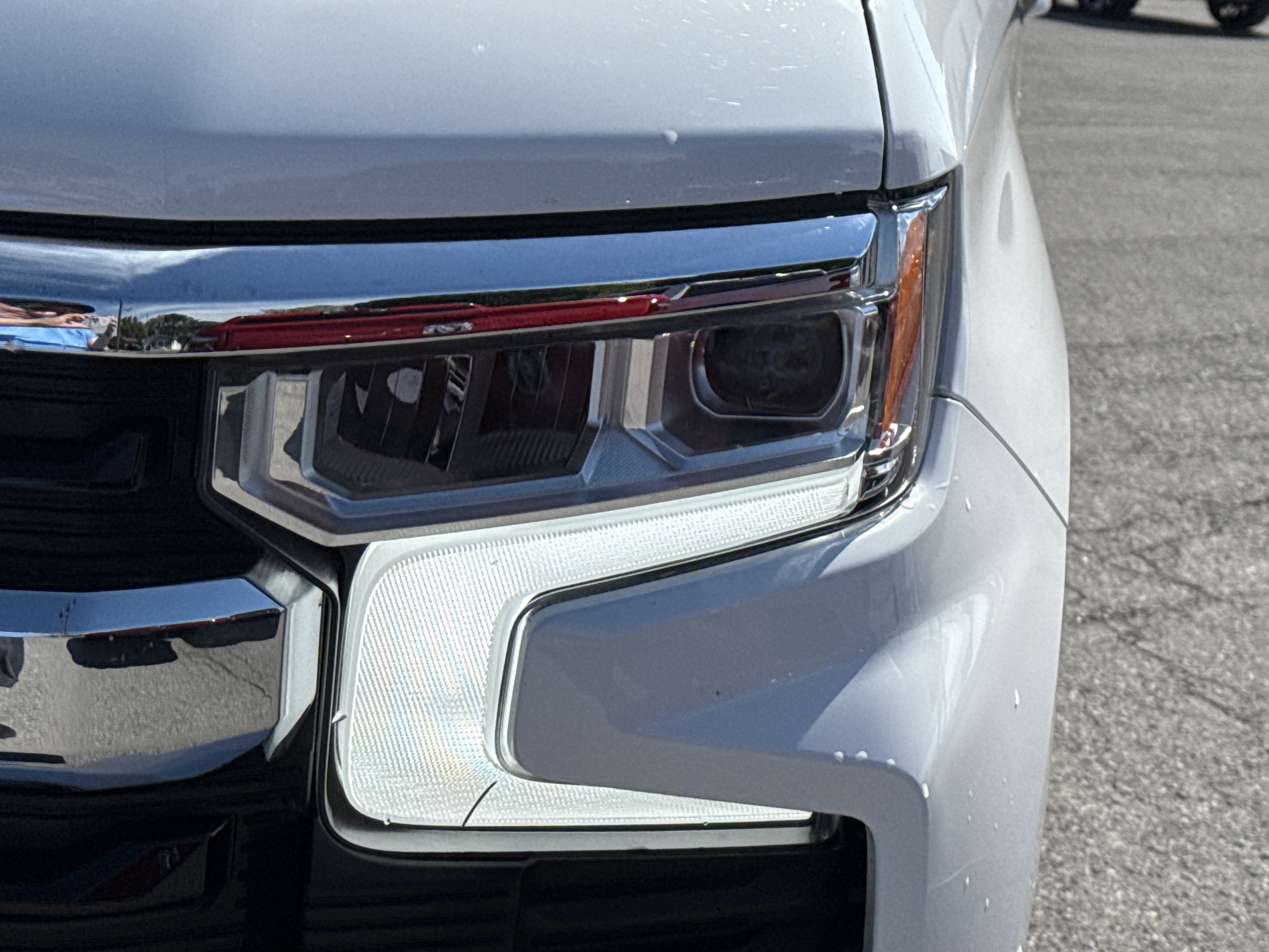 Used 2023 Chevrolet Silverado 1500 LT AWD/4WD image 10